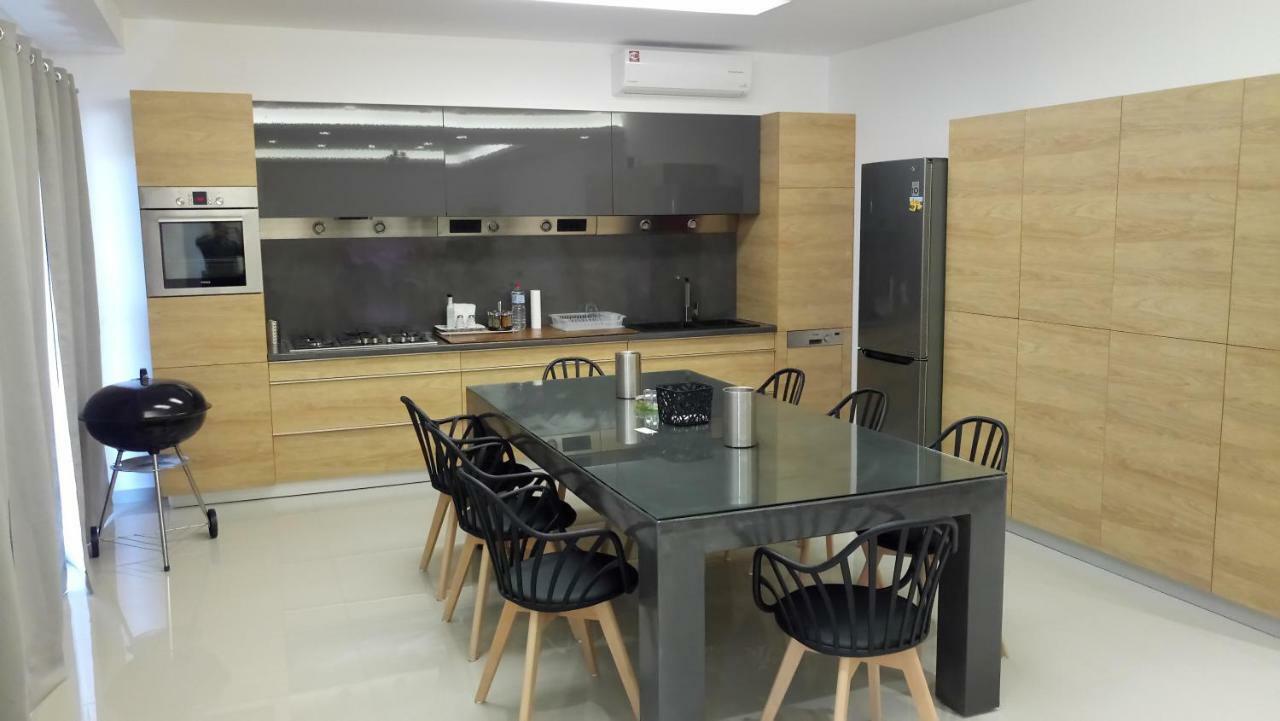 Heraklion Airport Family Lux Apartment Exterior photo