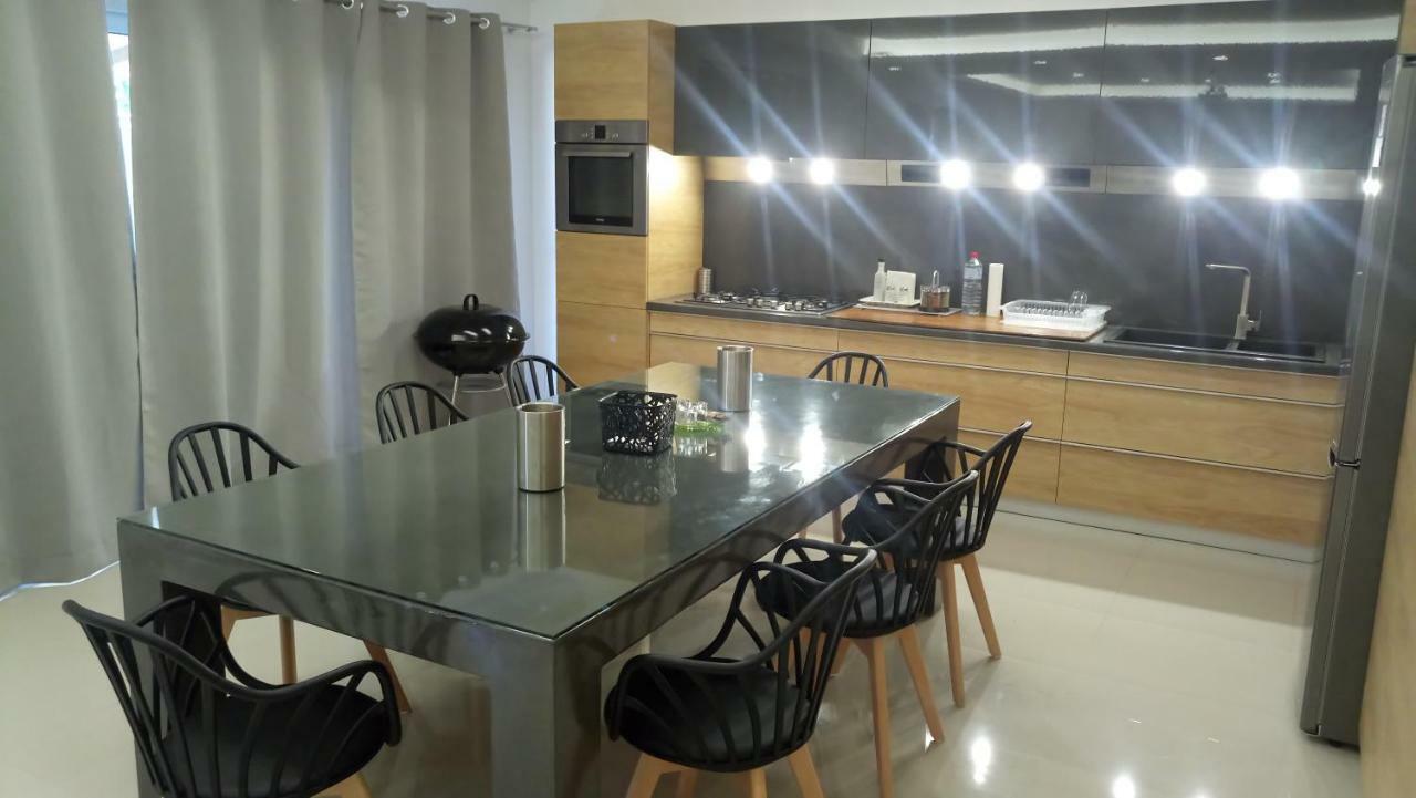 Heraklion Airport Family Lux Apartment Exterior photo